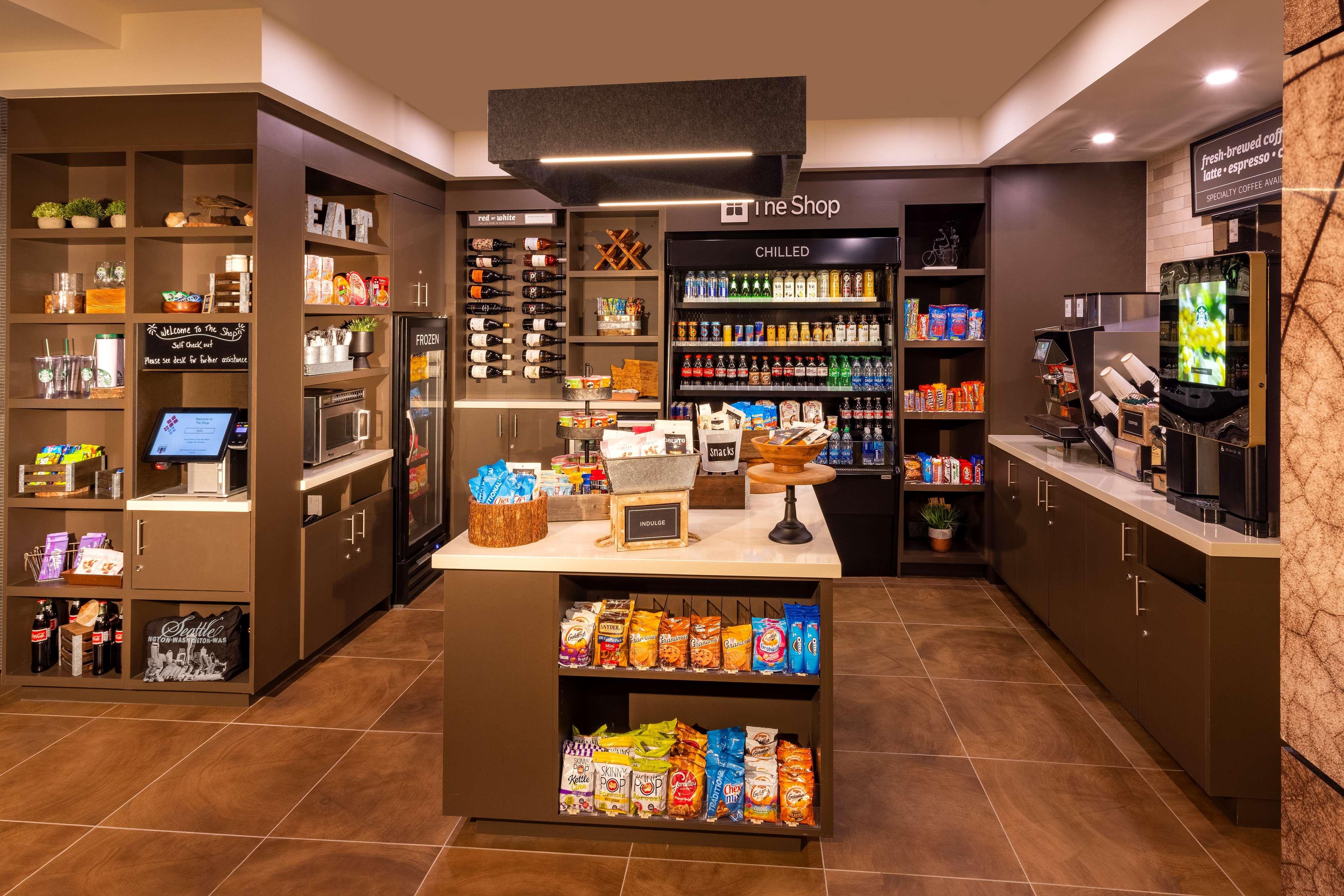 Hilton Garden Inn Seattle/Issaquah Ngoại thất bức ảnh