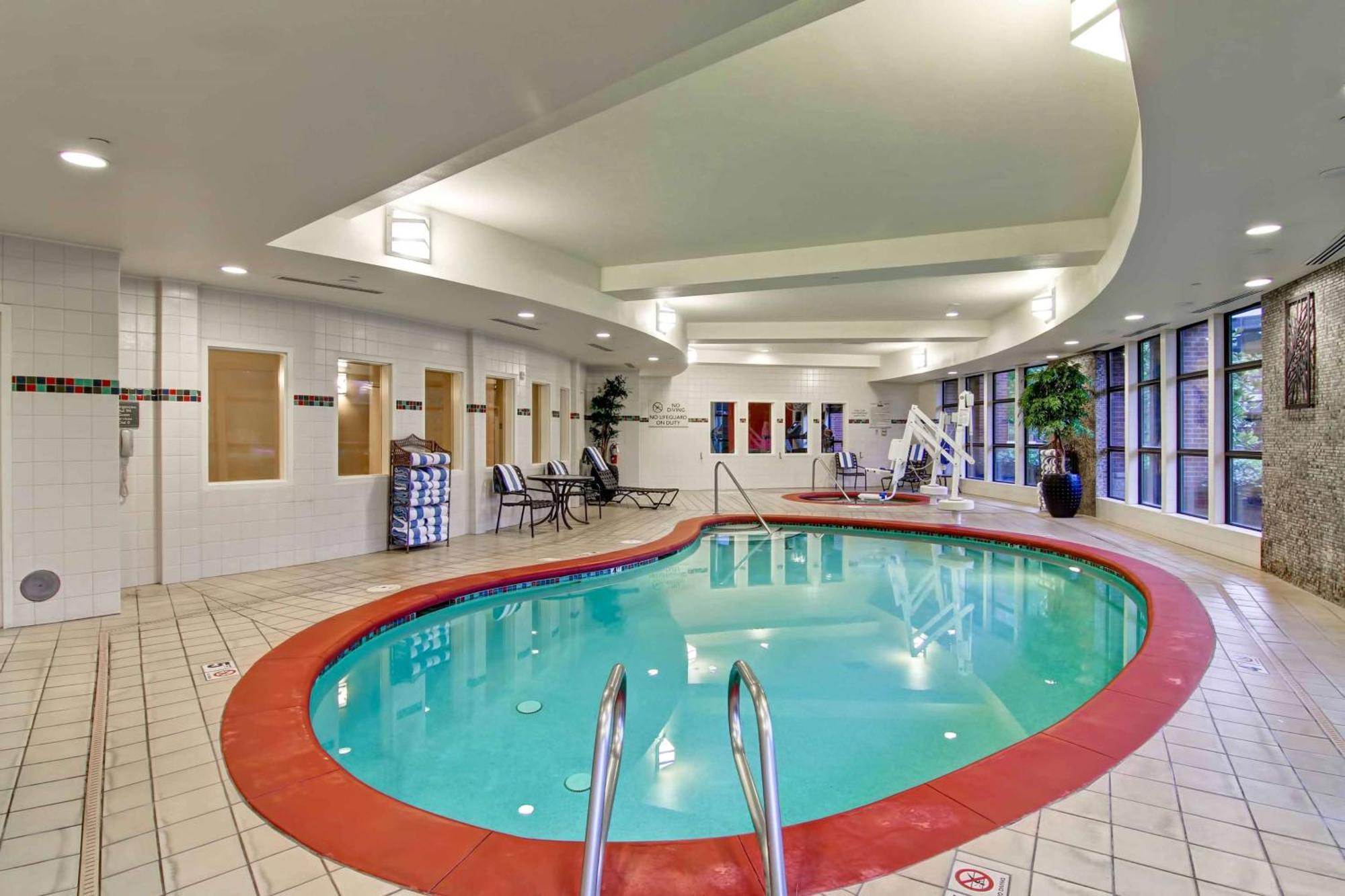 Hilton Garden Inn Seattle/Issaquah Ngoại thất bức ảnh