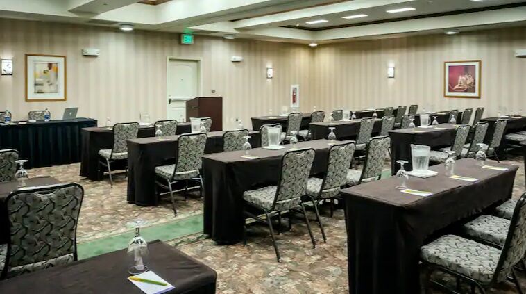 Hilton Garden Inn Seattle/Issaquah Ngoại thất bức ảnh